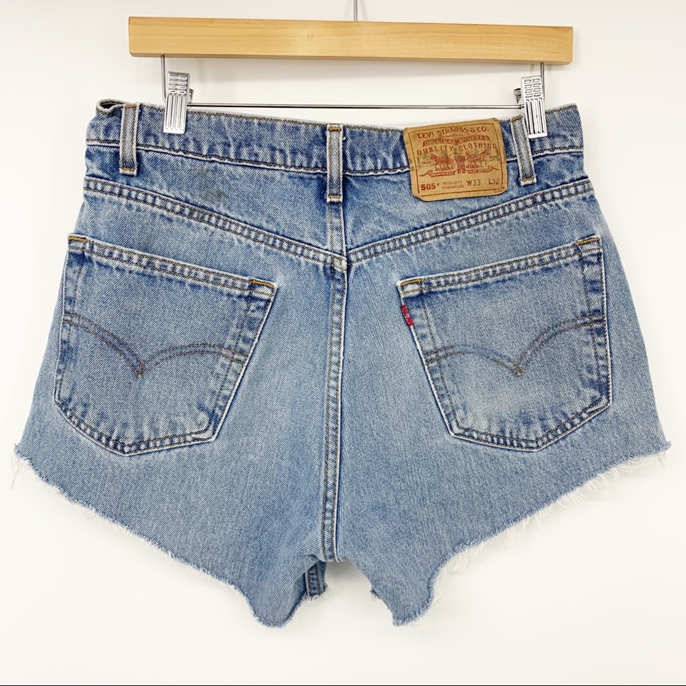 Levi’s DIY 505 Shark Hem Denim Shorts SZ 33 Waist